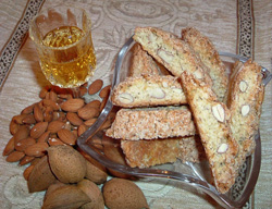 Cantucci: Crunchy almond biscuits, from Tuscany [Italy]